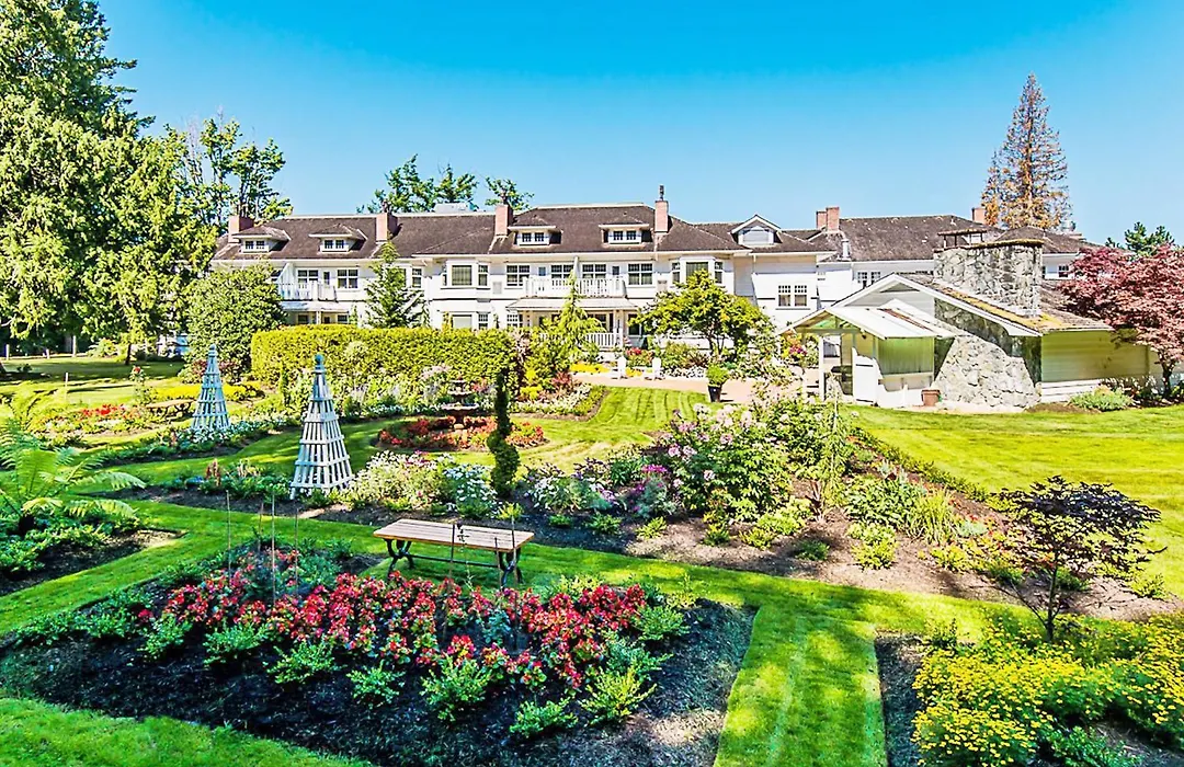 Crown Mansion Boutique Hotel & Villas-1